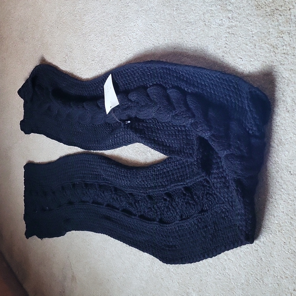 Black Woven Scarf
